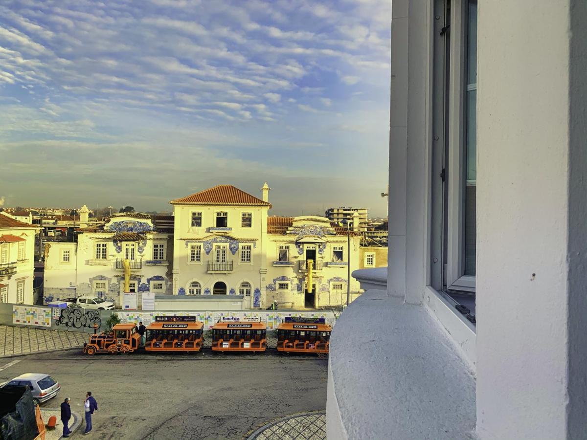 Guesthouse Tricana De Aveiro Bagian luar foto