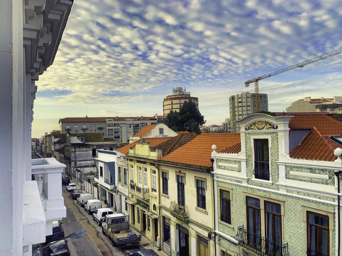 Guesthouse Tricana De Aveiro Bagian luar foto